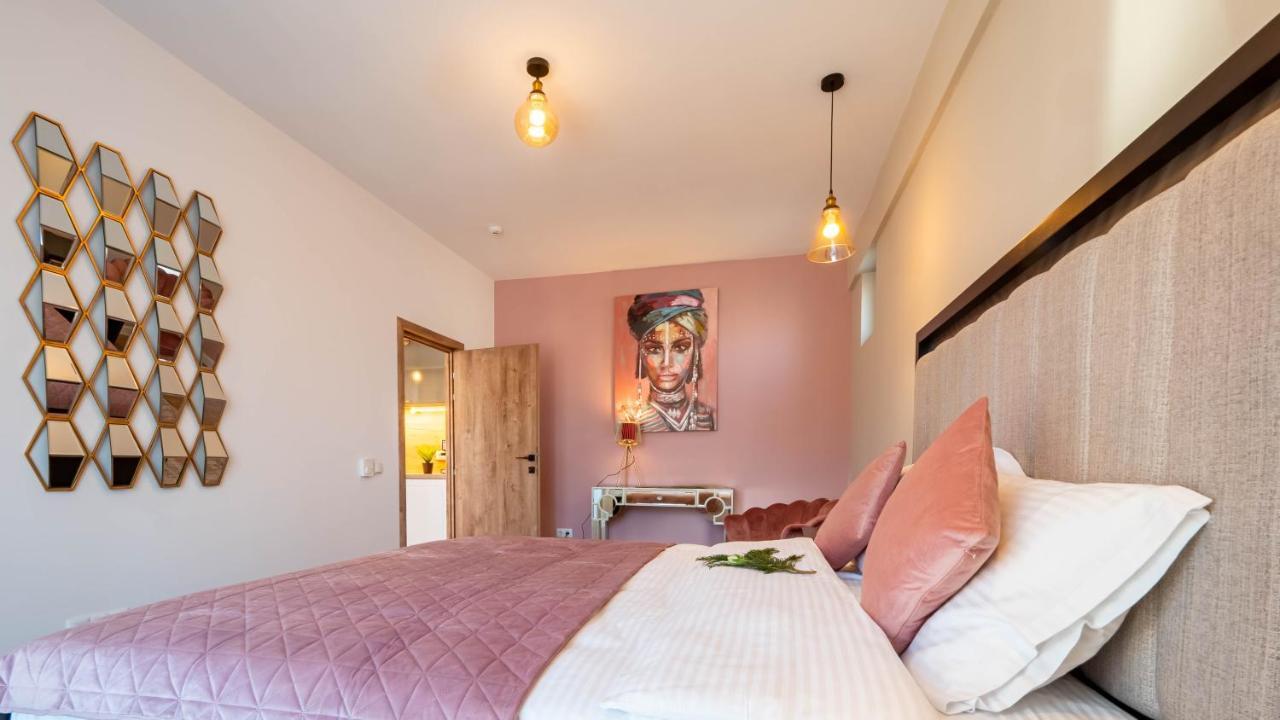 Signature Aparthotel - Boutique Galaţi Εξωτερικό φωτογραφία